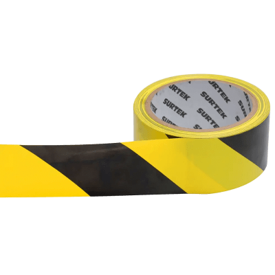 Cinta de Señalización / Adhesivo Acrílico / Espesor 0.105 mm / Colores Amarillo-Negro / Ancho 48 mm / Largo 18 m / Alta Visibilidad — SURTEK · SKU SYS-138060