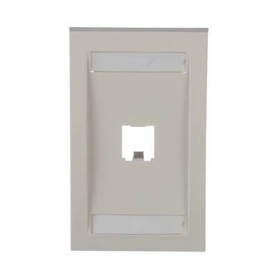 Placa de Pared Vertical Ejecutiva, Salida Para 1 Puerto Mini-Com, Con Espacios Para Etiquetas, Color Blanco Mate — PANDUIT · SKU CFPE1IWY