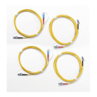 Kit de Cables de Referencia de Comprobación Monomodo CertiFiber Pro, Para Fibras con Conectores LC (2 SC/LC Metálico, 2 LC/LC Metálico), de 2 Metros (6.56 Pies) — FLUKE NETWORKS · SKU SRC-9-SCLC-KIT-M