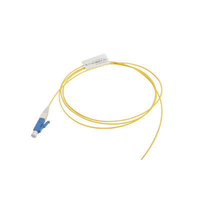 Pigtail de Fibra Óptica LC/UPC Simplex, Monomodo OS1/OS2 XGLO, OFNR, Color Amarillo, 1 Metro (3.28 Pies) — SIEMON · SKU FP1B-LCUL-01