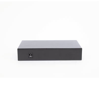 Extensor PoE / Entrada hasta 90 W / 4 puertos Gigabit PoE salida 802.3 af/at / Extensor PoE hasta 250 m / No administrable