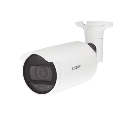 Cámara IP Tipo Bala 4 Megapíxel / Lente 3mm / IR 20M / WDR 120db / IP66 / H.265 & WiseStream / modo pasillo / POE 802.3af — HANWHA VISION · SKU AN-OL7012R