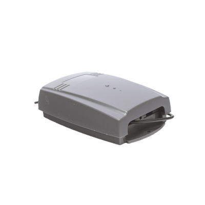 Receptor Inalámbrico Programable Externo de 3 Canales para Controles AccessPro / Permite Eliminar Controles Individualmente