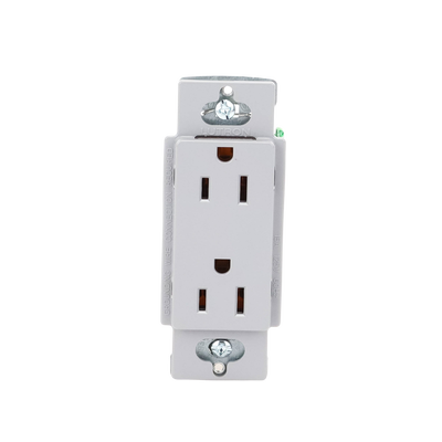 Tomacorriente 125V 15A resistente a manipulaciones.