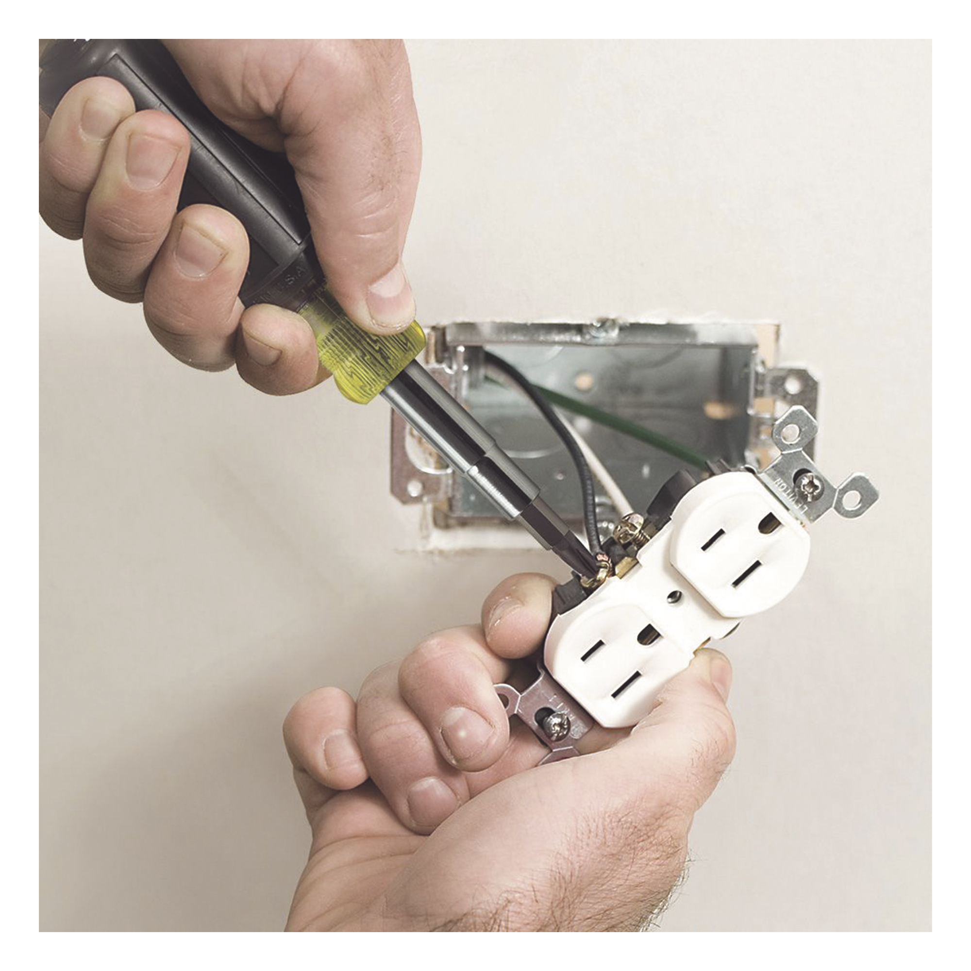 Desarmador Multipunta, 11 en 1, con Puntas Phillips, Ranuradas, Cuadradas y Torx.