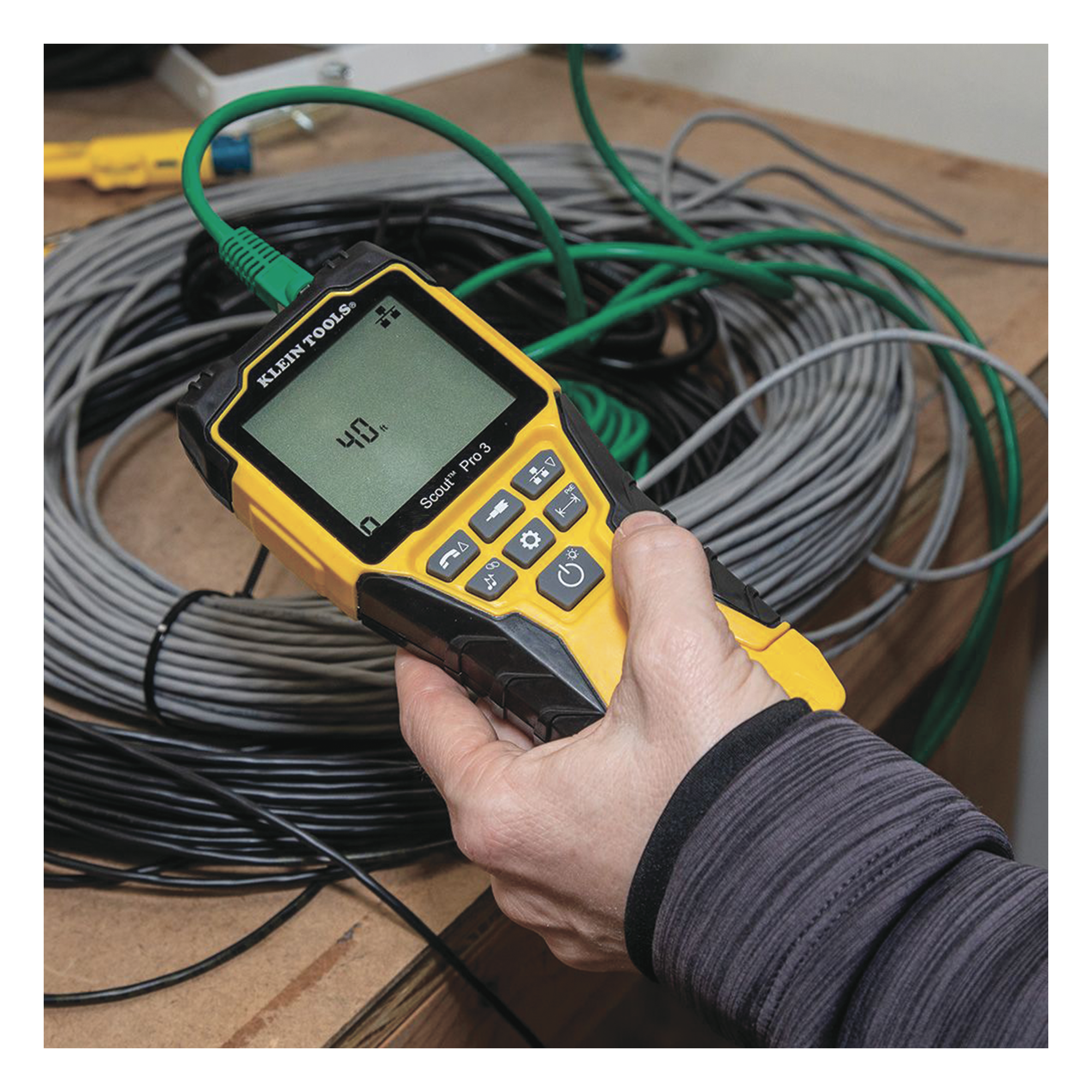 Probador Scout™ Pro 3 con kit de transmisores remotos de ubicación.