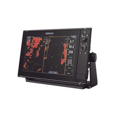 Pantalla Náutica NSS12 evo3S / Pantalla SolarMAX IPS 12 Pulgadas / Procesador iMX 8 / Ecosonda Integrada 1kW CHIRP / Conectividad Inalámbrica / Cartografía C-MAP® Preinstalada / Compatibilidad con Accesorios Simrad / Montaje Flush