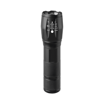 Linterna LED de Aluminio, 800 Lúmenes, IPX4, Resistente al Agua