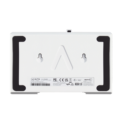 Router VPN / 4 puertos 10/100/1000/2500 Gbps (2 puertos PoE af/at) / 2 puertos SFP+ 10Gbps / Filtrado Avanzado DPI: Bloqueo de Contenido / Administración nube gratuita / Soporta UPnP