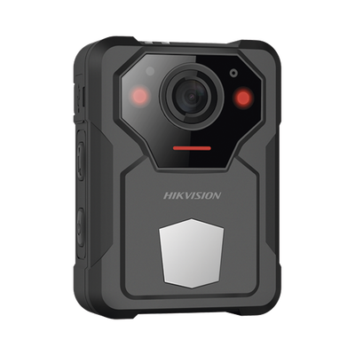 Body Camera Portátil / Grabación a 2K (4 Megapixel) / Pantalla 1.77" TFT / Fotos de Hasta 40 Megapixel / IP67 / H.265 / 128 GB de Almacenamiento / Microfono Integrado — HIKVISION · SKU DS-MCW406/128G