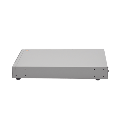 Switch Capa 3 Stackeable 10 Gigabit , 12 puertos 100/1000/10G Base-T (RJ-45) y 4 puertos SFP/SFP+ 10G