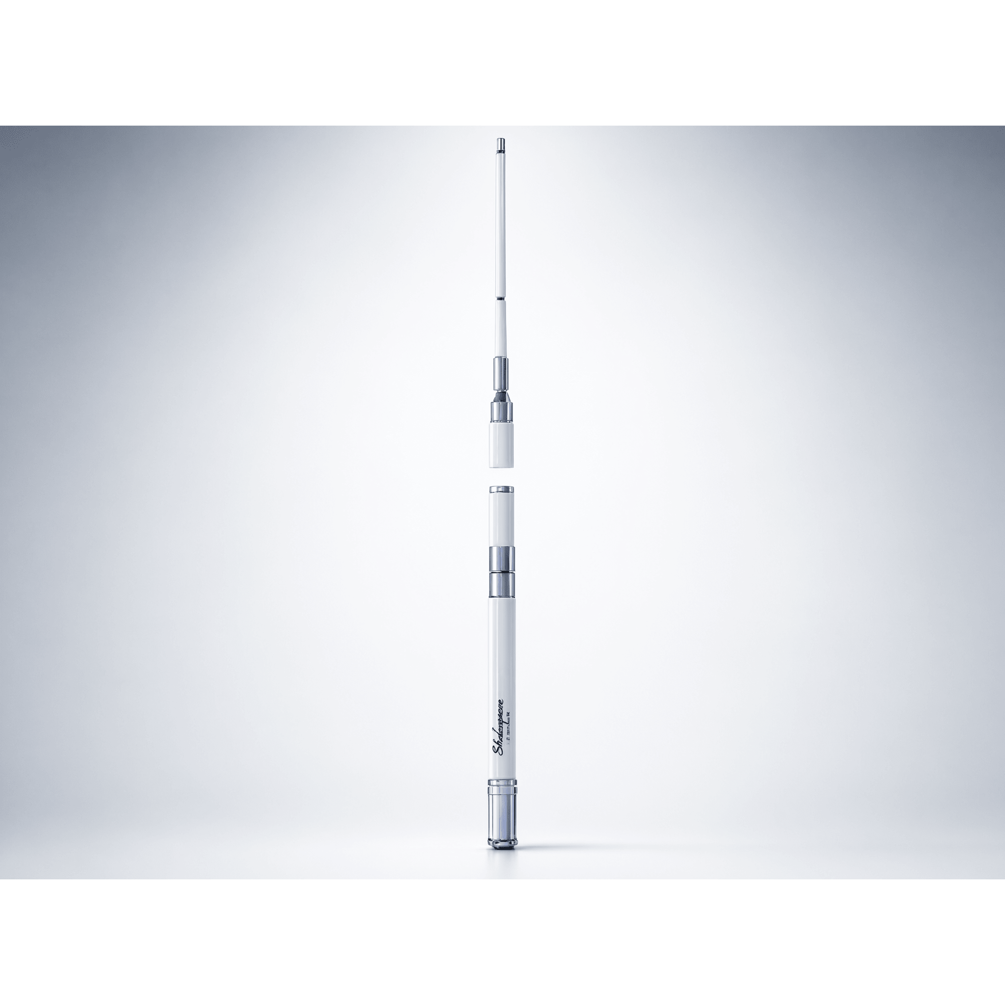 Antena Marina HF / Fibra de Vidrio / 2-30 MHz / 1 kW / 3 Secciones / Resonancia 10.8 MHz / 2.3 m (7.7 ft)