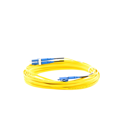 Jumper de Fibra Optica Monomodo 9/125 OS2, LC-LC Duplex, OFNR (Riser), Color Amarillo, 10 Metros (32.81 Pies)