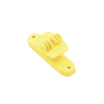 Aislador de Paso color Amarillo reforzado para cercos eléctricos, resistente al clima extremoso