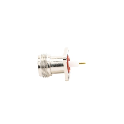 Conector N Hembra de Montaje de Panel con 4 perforaciones a 12.7 mm, soldable.