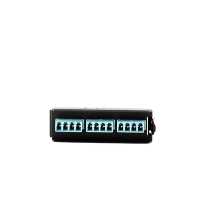 Placa Acopladora LightVerse, 6 Conectores Dúplex LC/UPC, Acepta hasta 12 Fibras Multimodo OM3 y OM4 (No Shuttered)