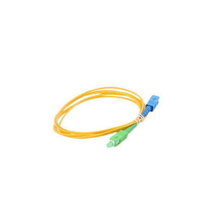 Jumper de Fibra Óptica Monomodo SC/APC-SC/UPC Simplex de 2 Metros (6.56 Pies), 2mm