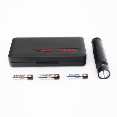Linterna de Mano Maglite LED Ultrabrillante 200 lm. con 3 Funciones: Alto Poder, Modo Ahorro e Intermitente. Resistente a la Corrosión.