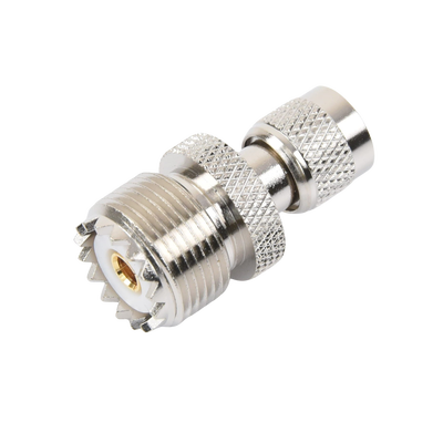Adaptador en Línea de Conector Mini UHF Macho a UHF Hembra (SO-239), Níquel/ Oro/ Teflón.