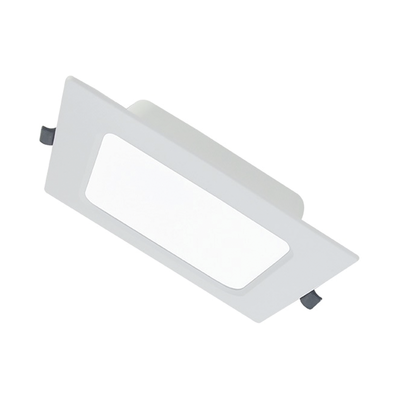 Spot Cuadrado Empotrable / 30 x 30 cm / Luz Fría / 110 V / 24 W / 2040 lúmenes / 25000 hrs / Ángulo de apertura 120° / IP20