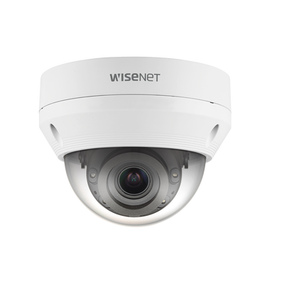 Cámara IP Tipo Domo Antivandálica 5 Megapíxel / Lente motorizado 3.2 - 10mm / IR 30M / WDR 120db /Exterior IP66 / H.265 & WiseStream — HANWHA VISION · SKU QNV-8080R
