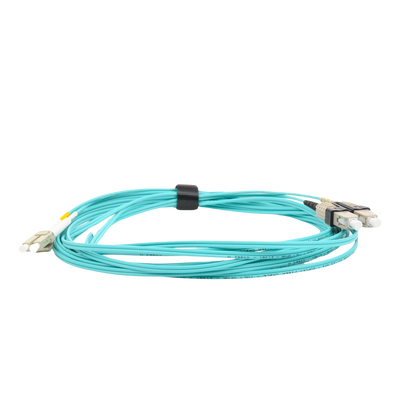 Jumper de Fibra Óptica Multimodo 50/125 XGLO OM3, LC-SC Duplex, OFNR, Color Aqua, 5 Metros (16.40 Pies)