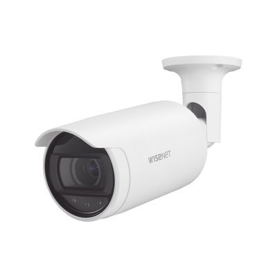 Cámara IP Tipo Bala Antivandálica 2 Megapíxel / Lente 3.3 a 10.3 mm / IR 30M / WDR 120db / IP66 / H.265 & WiseStream / Modo pasillo — HANWHA VISION · SKU AN-OL6082R