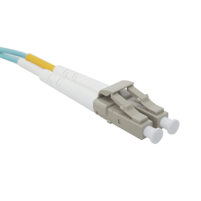 Jumper de Fibra Óptica Multimodo 50/125 XGLO OM3, LC-LC Duplex, OFNR, Color Aqua, 3 Metros (9.84 Pies)