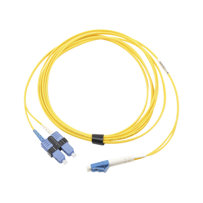 Jumper de Fibra Óptica Monomodo (OS2), XGLO, LC/UPC-SC/UPC Duplex, OFNR, Color Amarillo, 3 Metros (9.84 Pies)