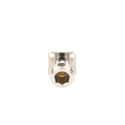 Conector N Hembra de Montaje de Panel con 4 perforaciones a 12.7 mm, soldable.