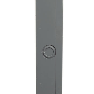 Ducto cuadrado embisagrado 6.5 x 6.5 cm, fabricado en lámina de acero al carbón, hasta 67 cables Cat6, incluye cople con tornillería y 1 knock out por lado