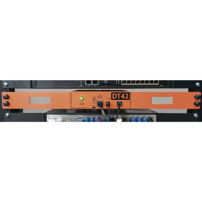 Receptora de alarmas IP Universal con 1 entrada de linea telefónica, para su central de monitoreo, recepción TCP/IP o GPRS, serie M2M, paneles de alarma Hikvision, entre otros.