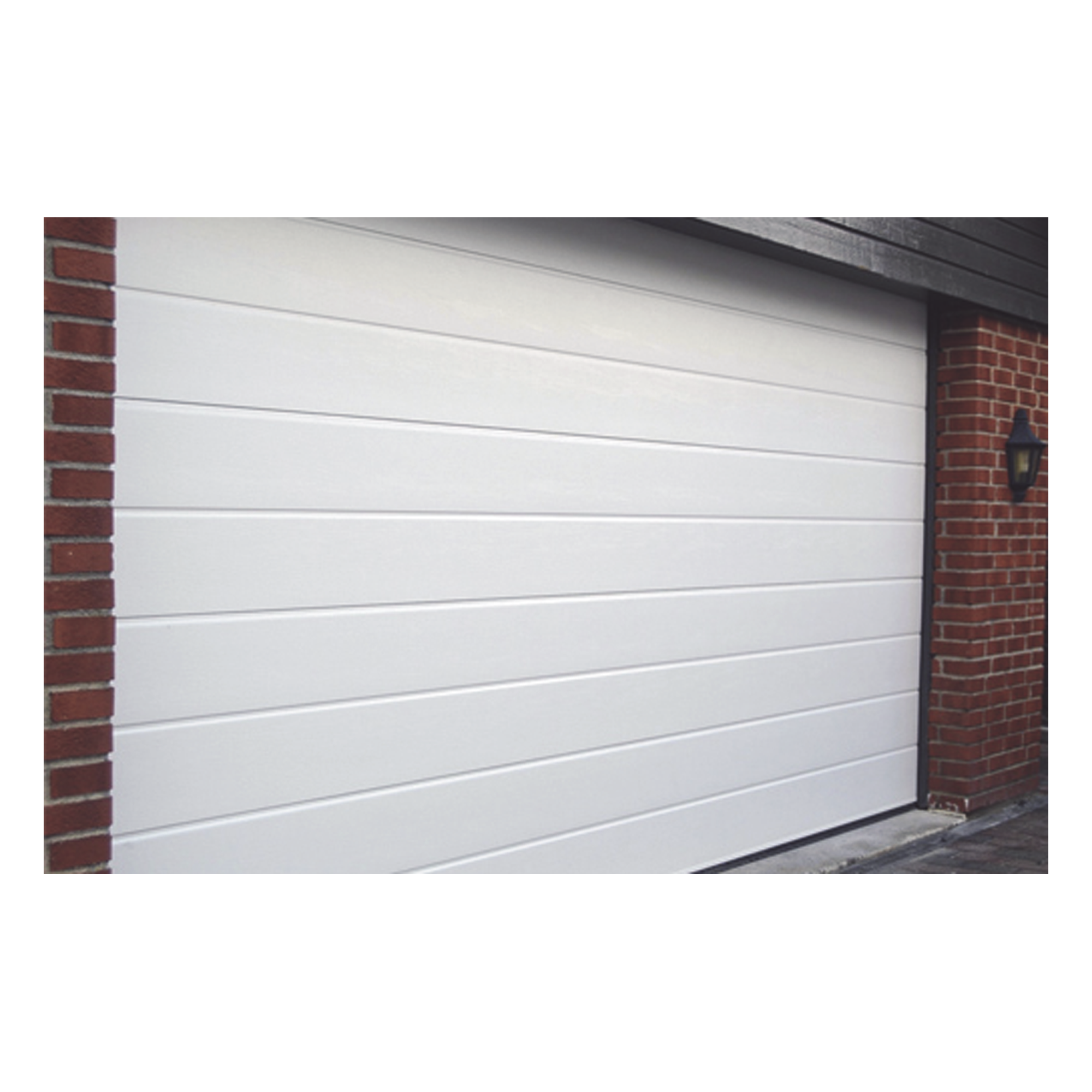 Puerta de Garage Residencial / Aislada / 12×8 pies / Poliuretano 43 mm / Calibre 26 / Estilo Americano