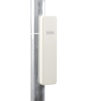 Punto de Acceso WiFi Exterior para WISP y Hotspot 2.4 GHz / Cobertura hasta 800 m / Administración Gratuita en la Nube / Antena Sectorial 10 dBi / 128 Usuarios