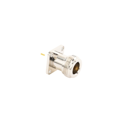 Conector N Hembra de Montaje de Panel con 4 perforaciones a 12.7 mm, soldable.