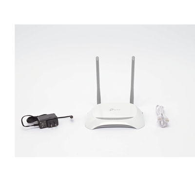 Router Inalámbrico WISP, 2.4 GHz, 300 Mbps, 2 antenas externas omnidireccional 5 dBi, 4 Puertos LAN 10/100 Mbps, 1 Puerto WAN 10/100 Mbps, control de ancho de banda