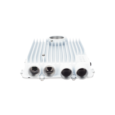 Radio Backhaul PTP, Antena integrada de 8 dBi, MIMO 4X4, 5.1 - 6.4 GHz, IP67, Velocidad hasta 3 Gbps, Adaptación automática al entorno, Monitoreo a través de la nube