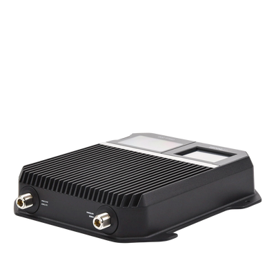 Amplificador Office 200 para 4G, 3G, 2G y llamada VoLTE y convencional. Especial para personalizarlo con antenas, cables y accesorios de acuerdo al requerimiento de la instalación. Puede cubrir en interior áreas de hasta 1600 m² con 4 a