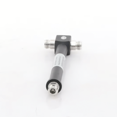 Divisor de Potencia de Dos Vías/ Splitter para distribuir la señal hacia dos antenas/ 698-2700 MHz