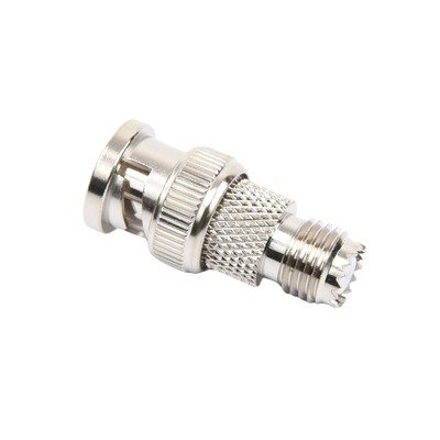 Adaptador en Línea de Conector Mini-UHF Hembra a BNC Macho, Níquel/ Oro/ Teflón.