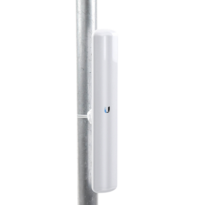 Estación Base 2x2 MIMO airMAX LiteAP AC hasta 450 Mbps, 5 GHz (5150 - 5875 MHz) con antena integrada de 16 dBi y cobertura de 120 grados