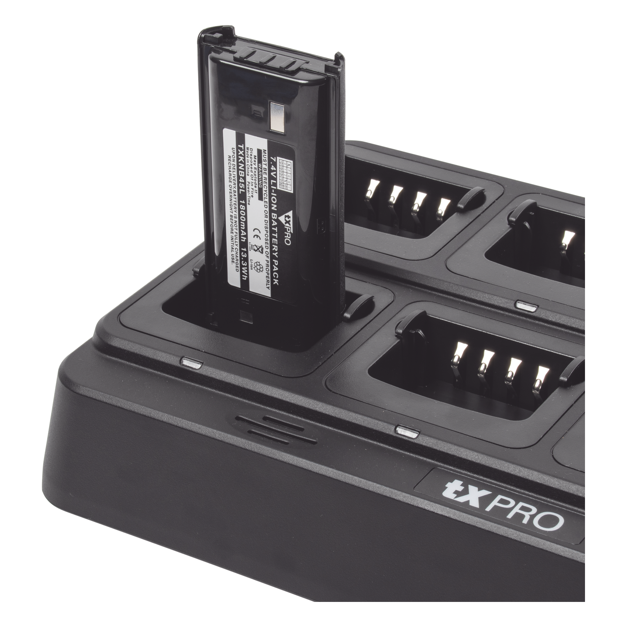 Cargador de Escritorio / 8 Cavidades / Dual Química Ni-MH y Li-Ion / 15 V 8 A / 100-240 VCA
