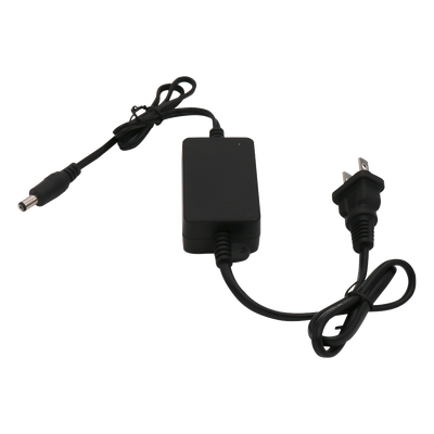 Adaptador 5 Vcc / 1A / UL / Voltaje de Entrada de 100-240 Vca / Para uso, solo en lectores biométricos de 5 Vcc de la marca ZK — EPCOM POWERLINE · SKU P5DC1AZK