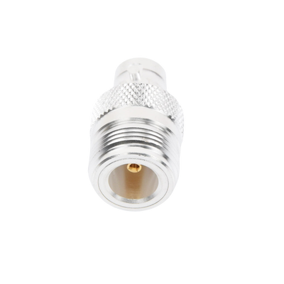 Adaptador en Línea, de Conector N Hembra a BNC Hembra, Plata/ Oro/ Teflón.