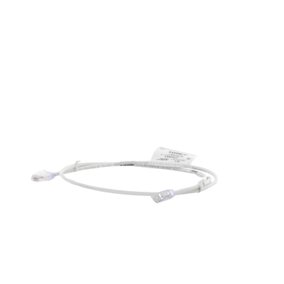 Cable de Parcheo UTP Cat6A, CM/LSZH, Diámetro Reducido (28AWG), Color Blanco Mate, 0.91 Metros (3 Pies)