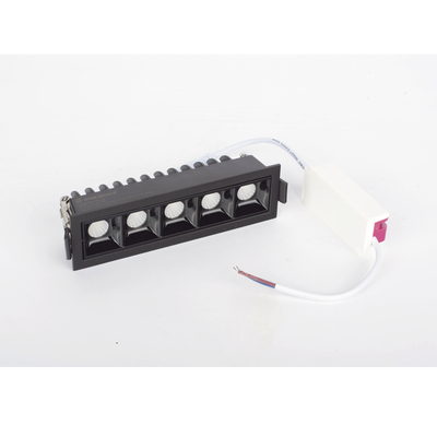 Reflector Empotrable / LUZ Fría / 110 V / 10 W / 750 lúmenes / 50000 hrs / IP20