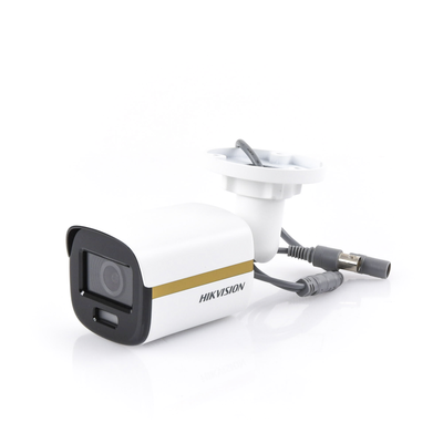 [ColorVu] Bala TURBOHD 4K (8 Megapixel) / Imagen a Color 24/7 / Lente 2.8 mm / METAL / Luz Blanca 20 mts / Exterior IP67 / WDR 130 dB 