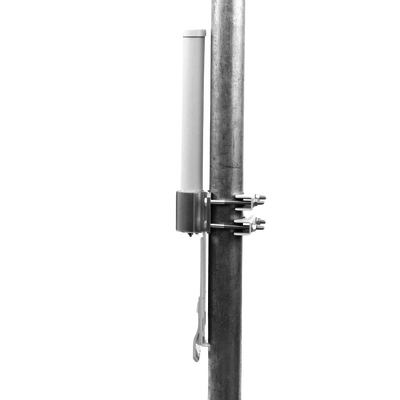Antena omnidireccional, potente cobertura de 360°, doble polaridad MIMO 2x2, frecuencia 5 GHz (5.45-5.85 GHz) de 10 dBi