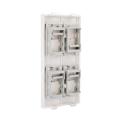Placa Plana de Voz y Datos con Guardapolvo para 4 RJ45 / Color Blanco / 4 Puertos para Jacks Keystone / Compatible con Cajas de Pavimento SM-CPAV-2 y SM-CPAV-4 / Modelo S76C/9