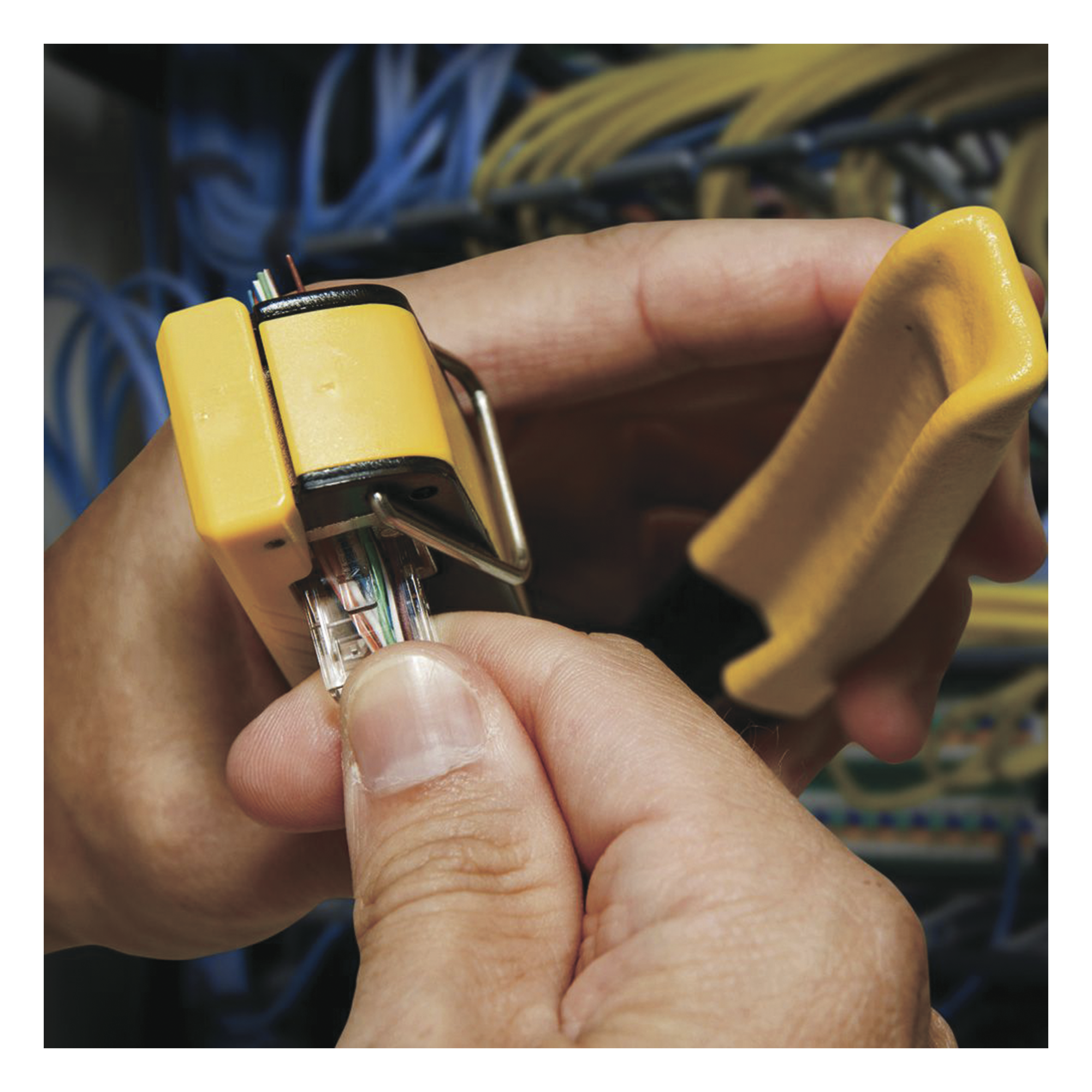 Ponchadora para Conectores Pass-Thru RJ45